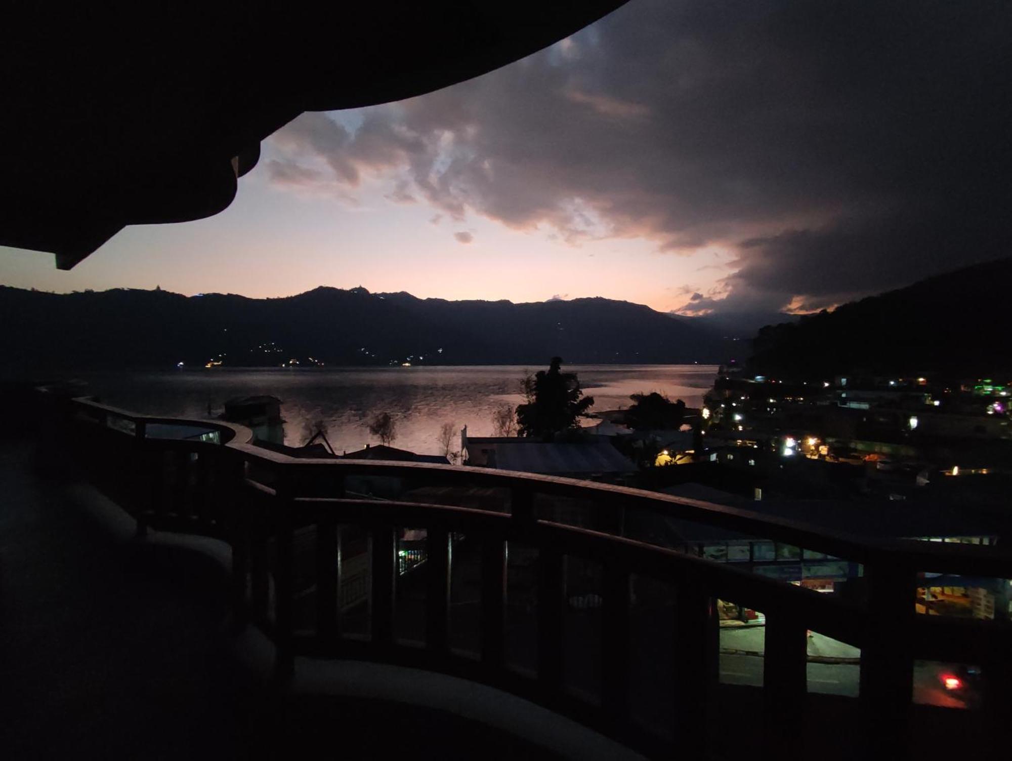 Hotel Kajiinn Pokhara Exterior foto